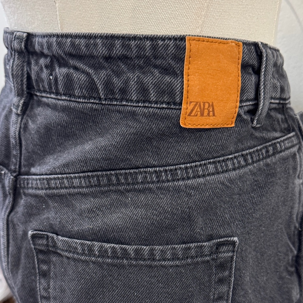 ZARA Raw Hem Wide-Leg Jeans – Size 8 (EUR 40) – Inseam 27” - Picture 6 of 9